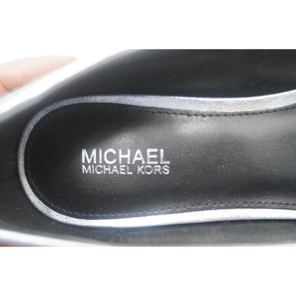 Michael Kors Davina Flex Kitten Metallic Silver Heel Pointed Toe Textured Sz 8.5 - Picture 9 of 16
